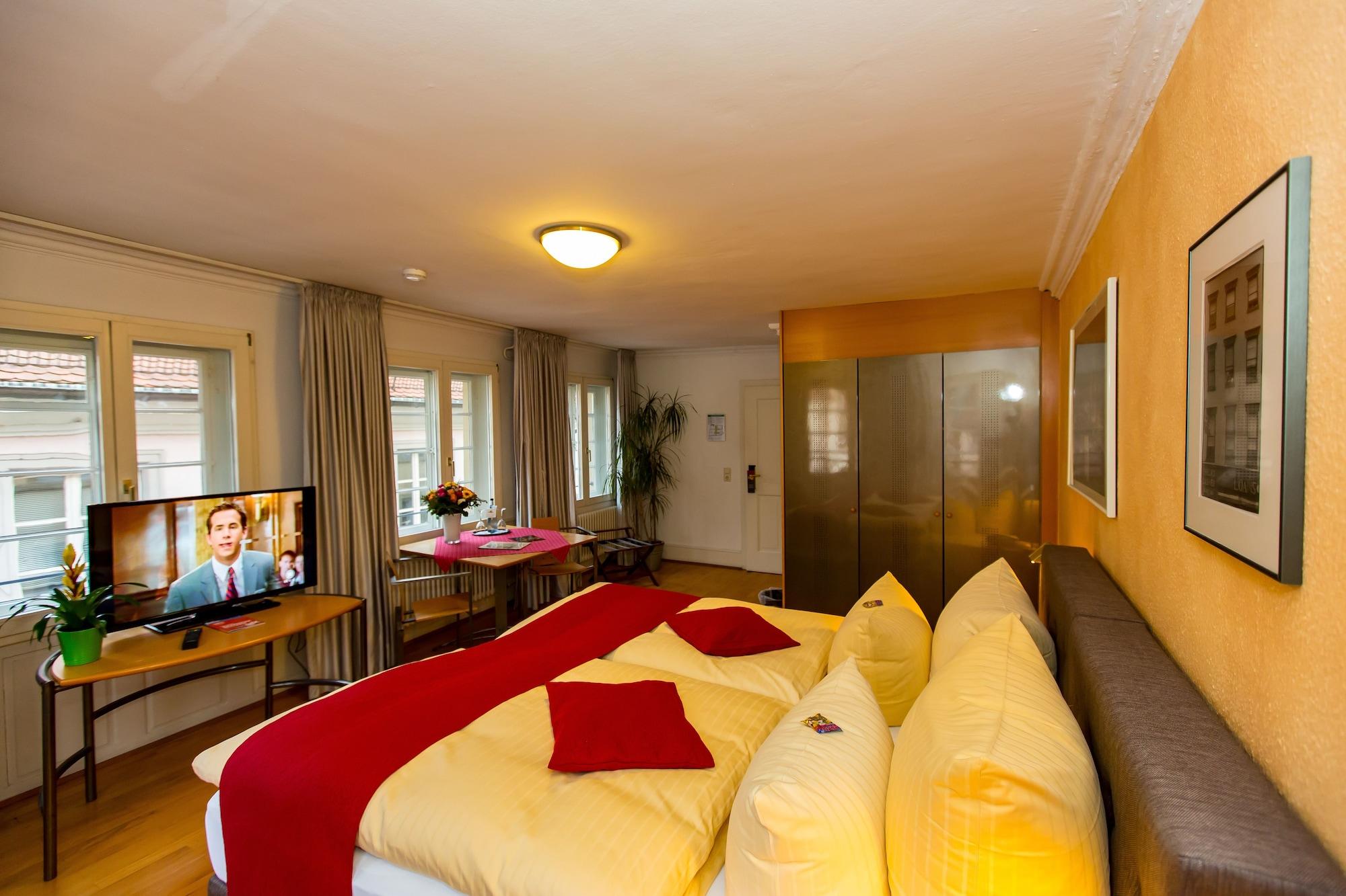 Goldener Falke Hotel