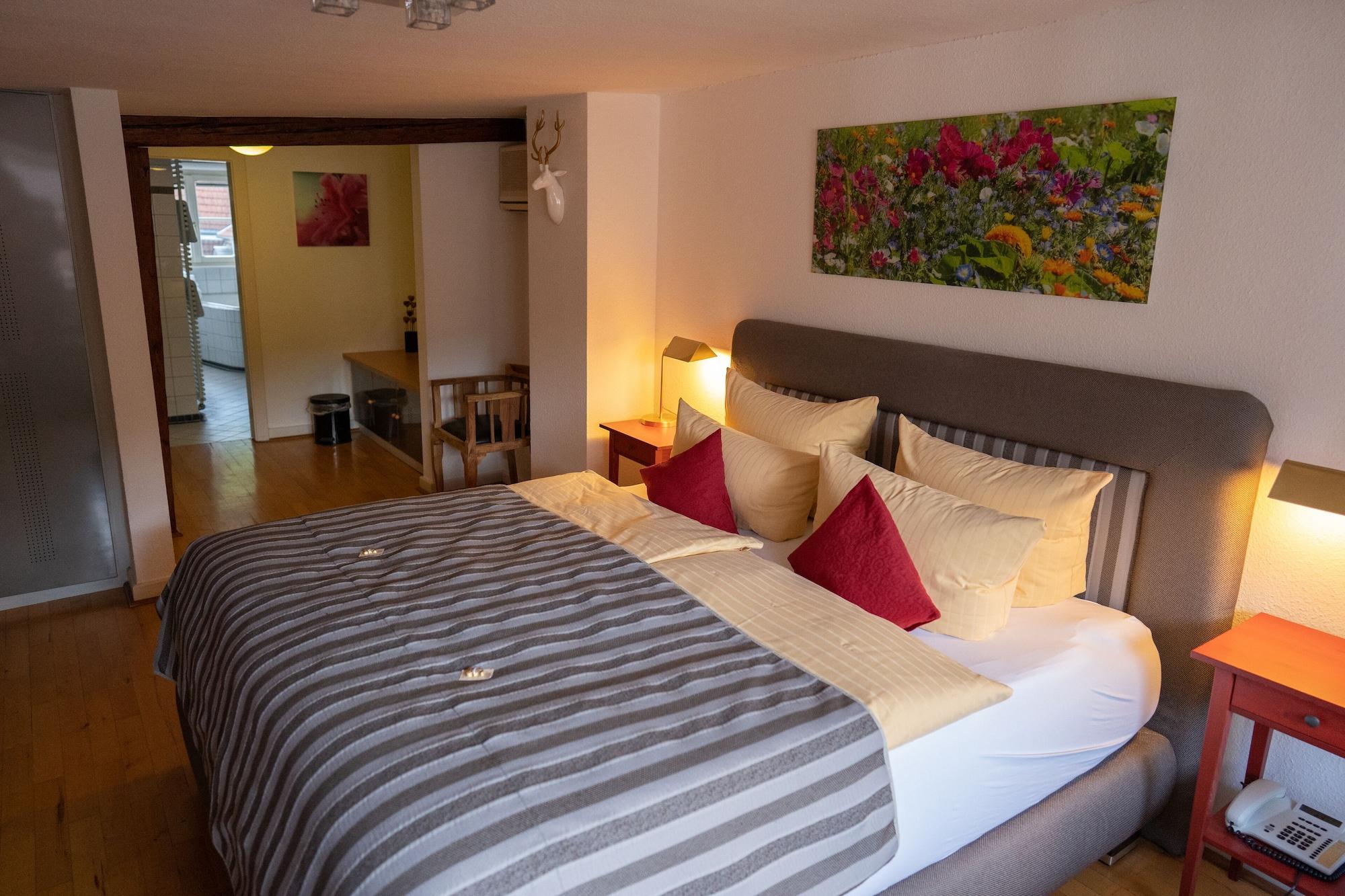 Hotel Goldener Falke 3*